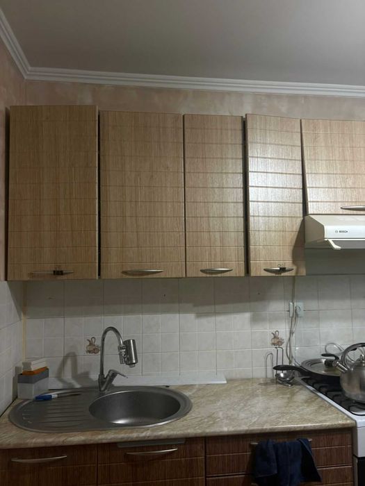 кухня 2,6 м в хорошем состоянии