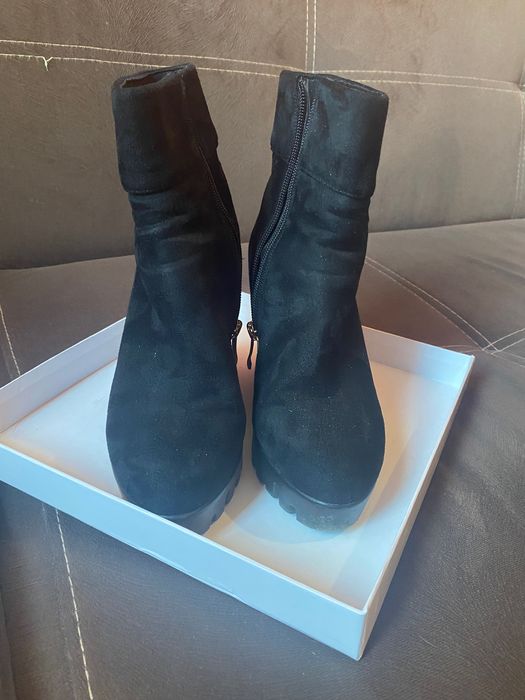 Дамски боти, 36 номер