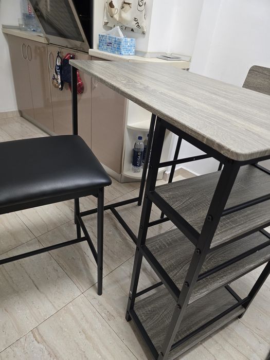 Masa bucatarie cu 2 scaune