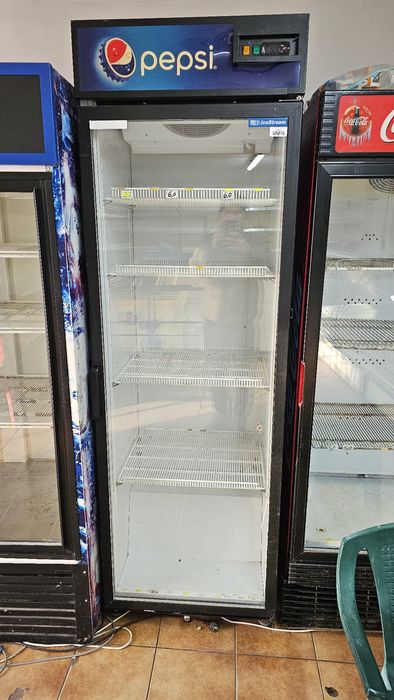 Vitrine perfect funcționale