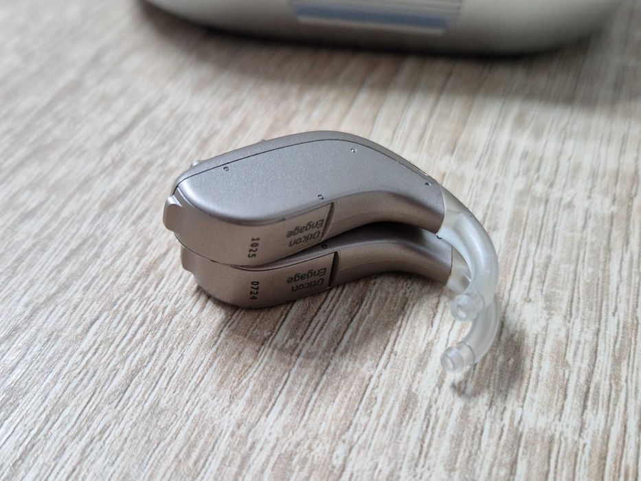 Aparat auditiv/Proteze auditive/ Otcion Engage BTE PP 105. Sever 10/10