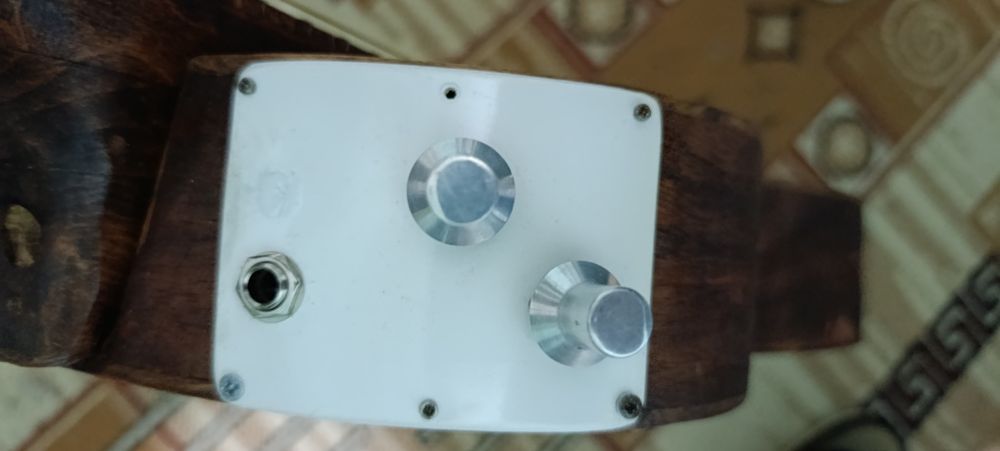 электроакустическая гитара советская шестиструнная