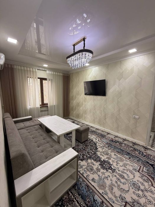 Юнусабад 19 квартал 1/2/5 (40²) продаётся квартира