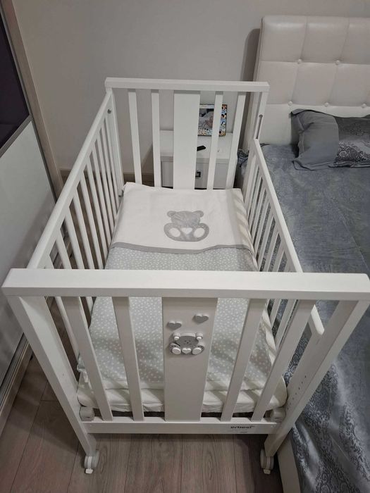 Pătuț bebe Co-sleeper .