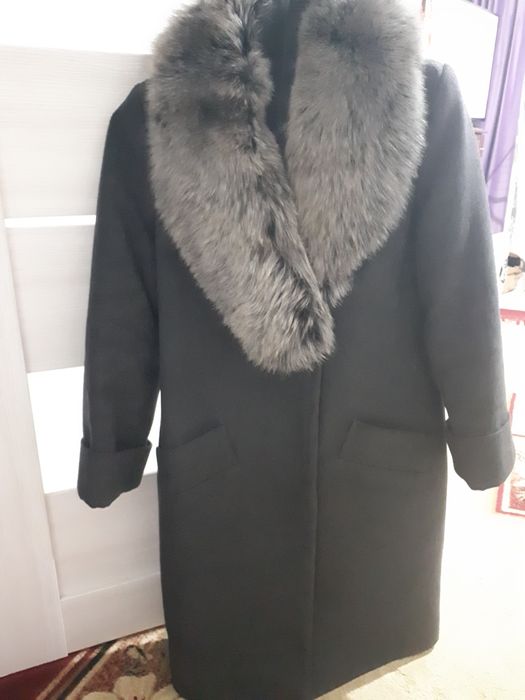 Продается пальто
