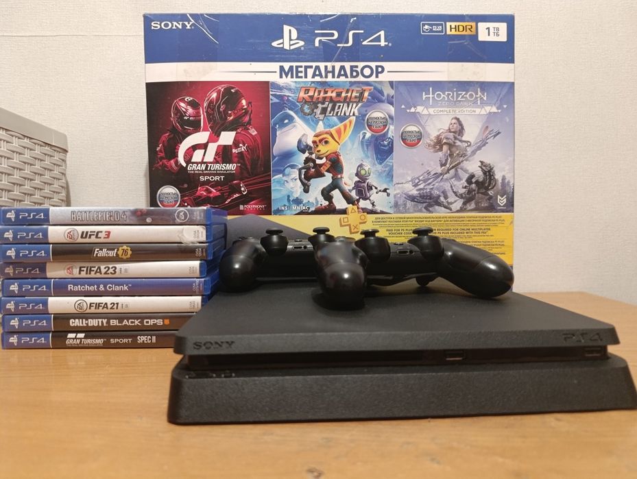 Продам Playstation 4 slim 1TB