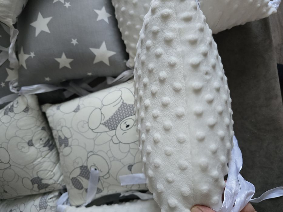 Бортики в кроватку 12 шт