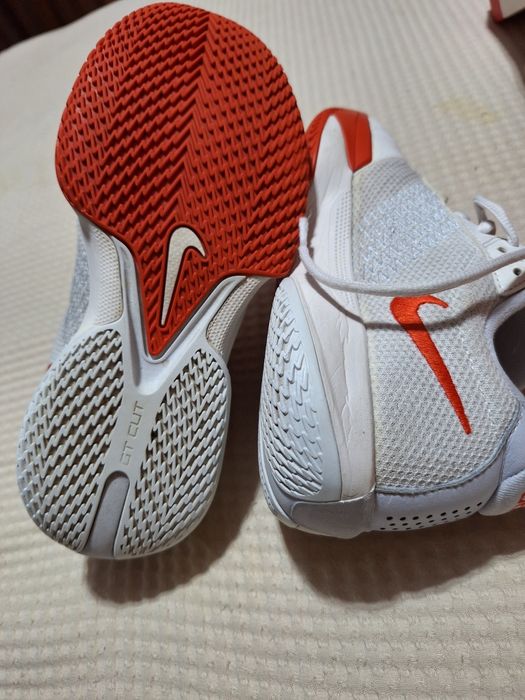 Маратонки Nike G.T.CUT