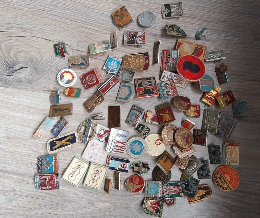 Колекция значки от соца