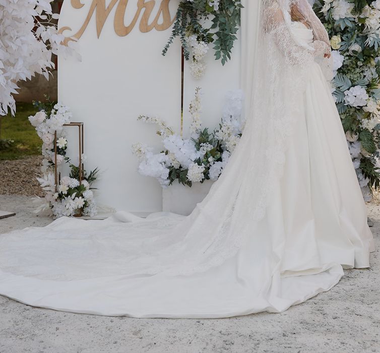 Vand rochie de mireasa