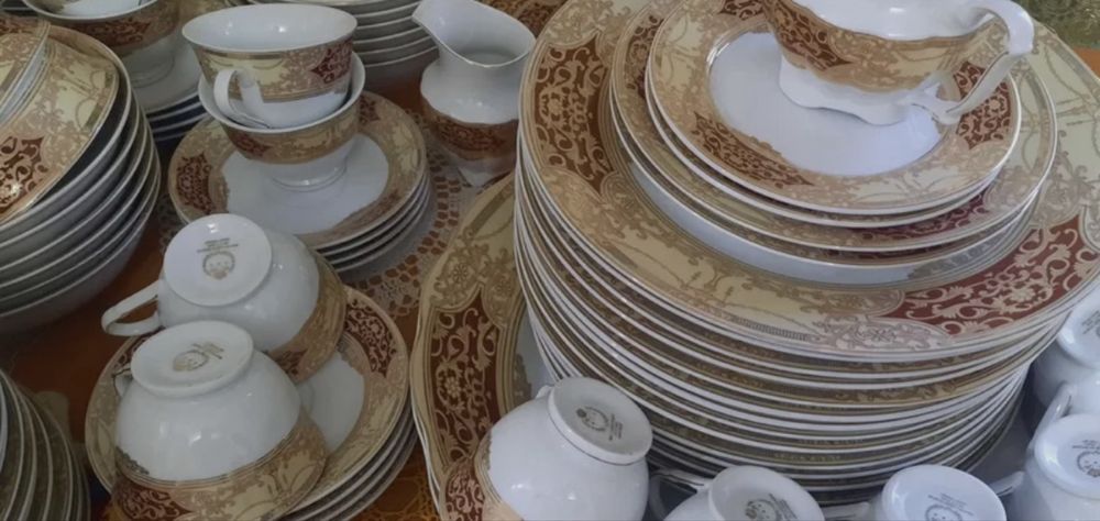 Сервиз на 12 персон