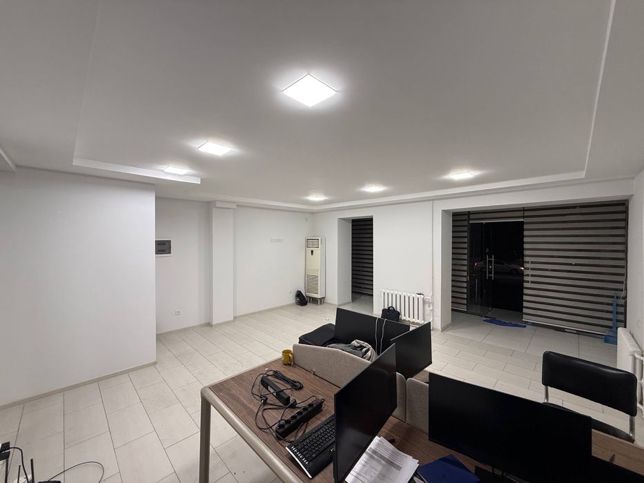 Под стоматология,офис,тур фирма,бутик,аптека | вдоль дороги | Лабзак