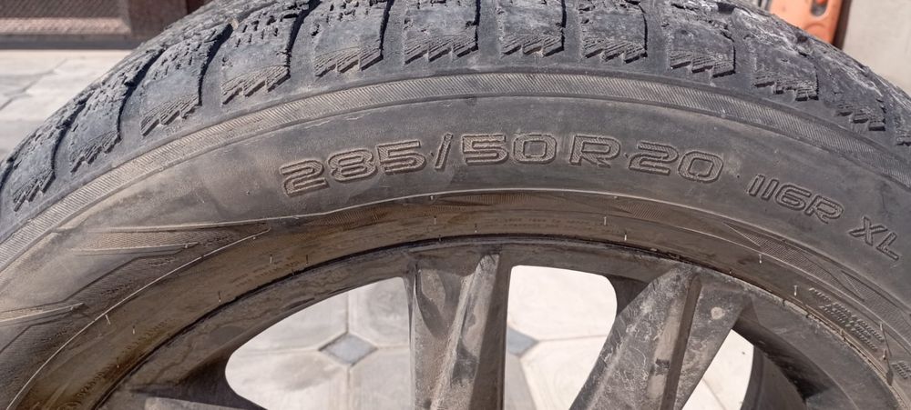 Продам диски с шинами!