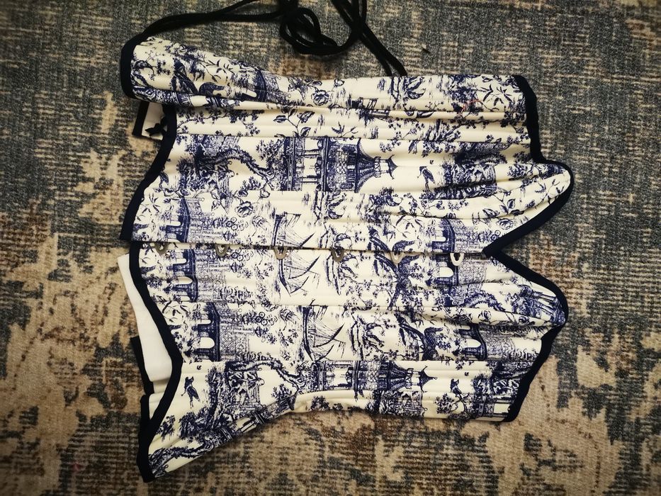 Corset Papercats hip extension