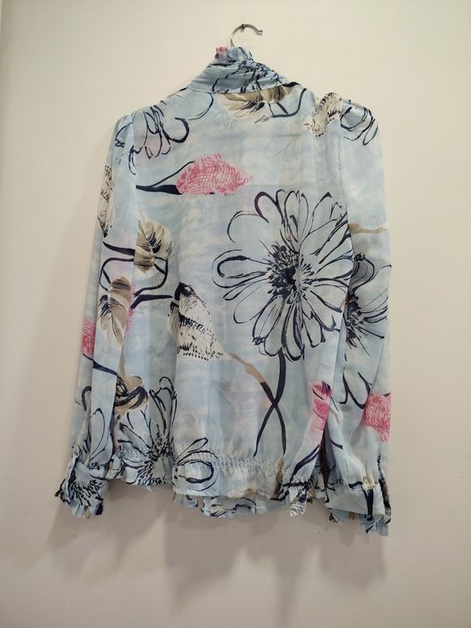 Весенняя блузка женская