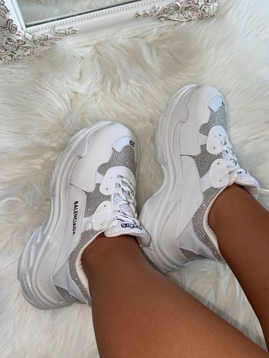 Adidași damă modele superbe