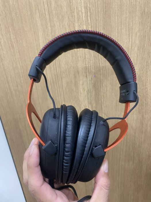 Продам наушники Hyper x Cloud 2