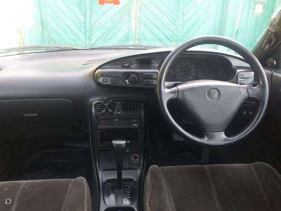 Продам мазду юнос 500