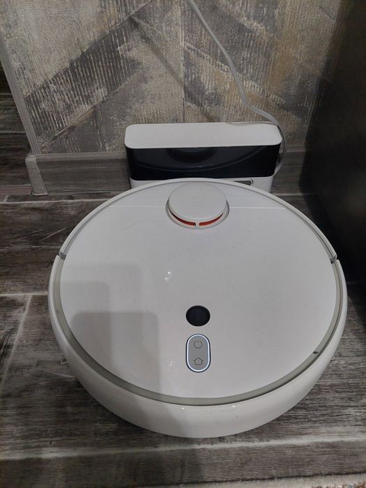 Продам робот пылесос