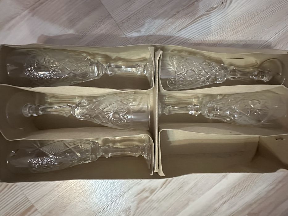 Продам набор бокалов из хрусталя