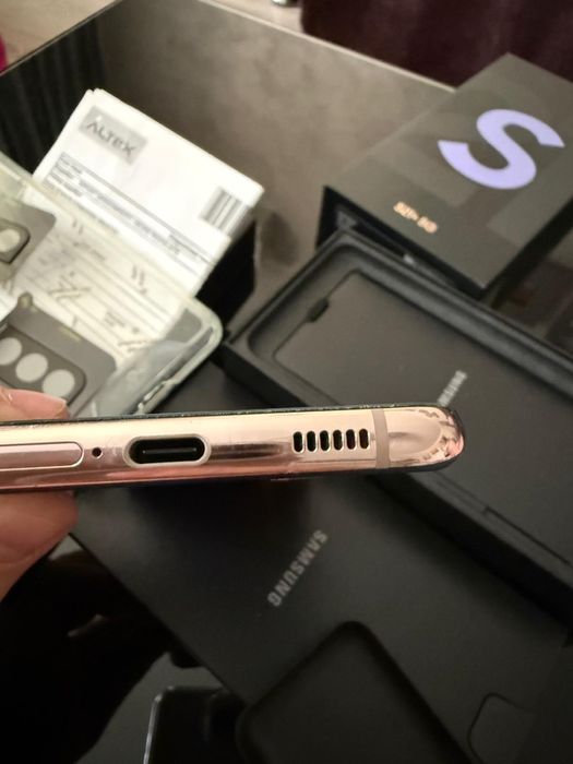 Samsung S21 Plus Phantom Violet gold - ca unul nou