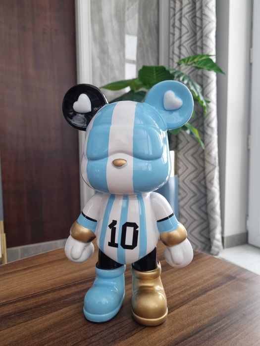 Медвежонок BearBrick