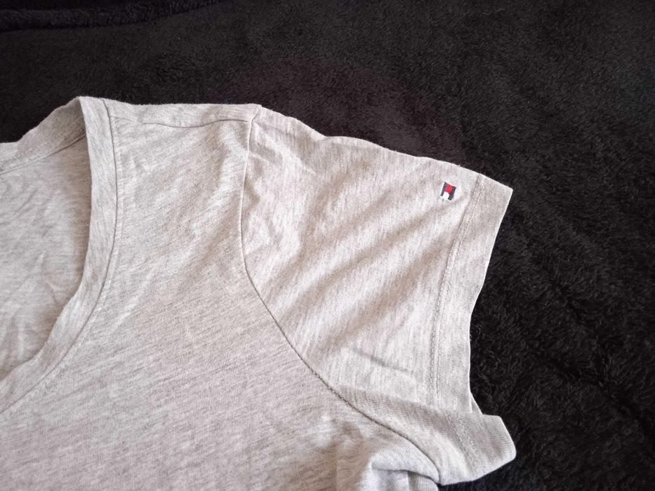 Tommy Hilfiger 100% оригинална дамска тениска