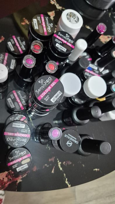 Geluri, finish-uri și oje