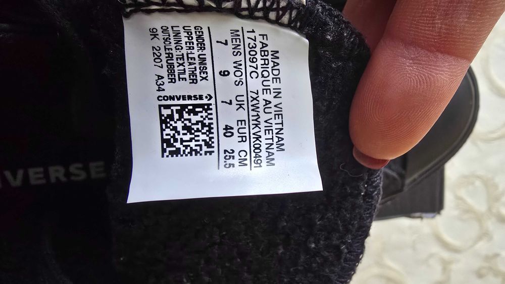 Дамски високи маратонки Converse Chuck Taylor All Star Lift (Велур)