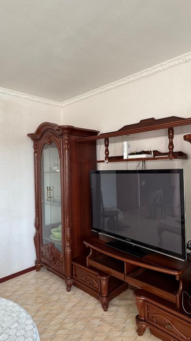 Сервант продаём!