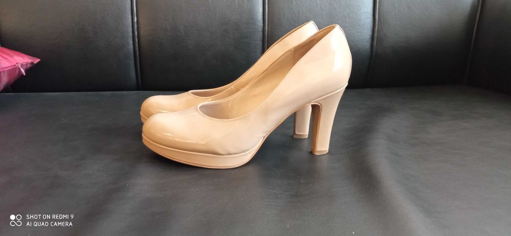 Кожени обувки Clarks