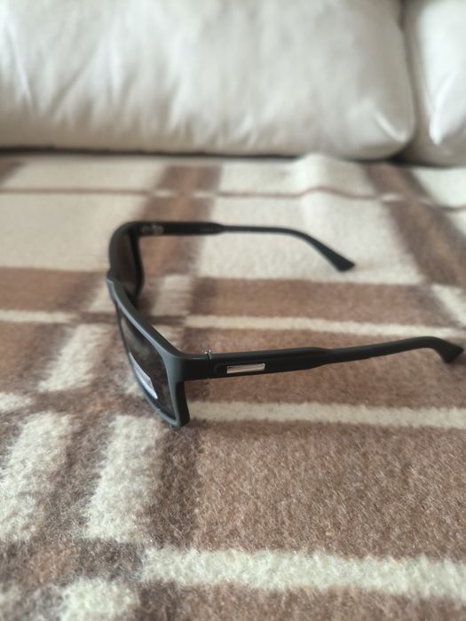 Продам мужские солнцезащитные очки Polarized