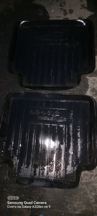 Продам полики задние