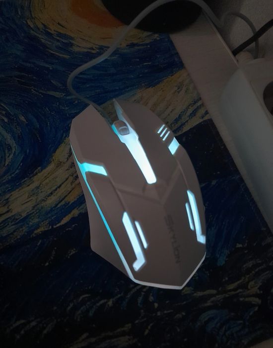 Мишка за компютър нова gaming подарък компютър игра офис лаптоп