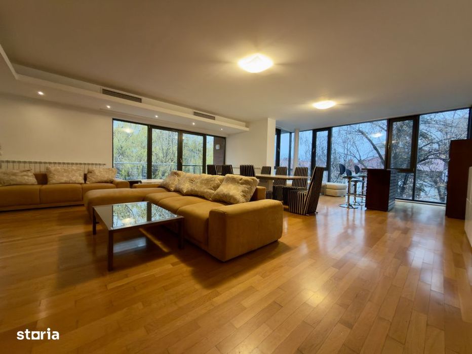 Apartament 5 camere| Washington Residence| 2 P subteran | Receptie