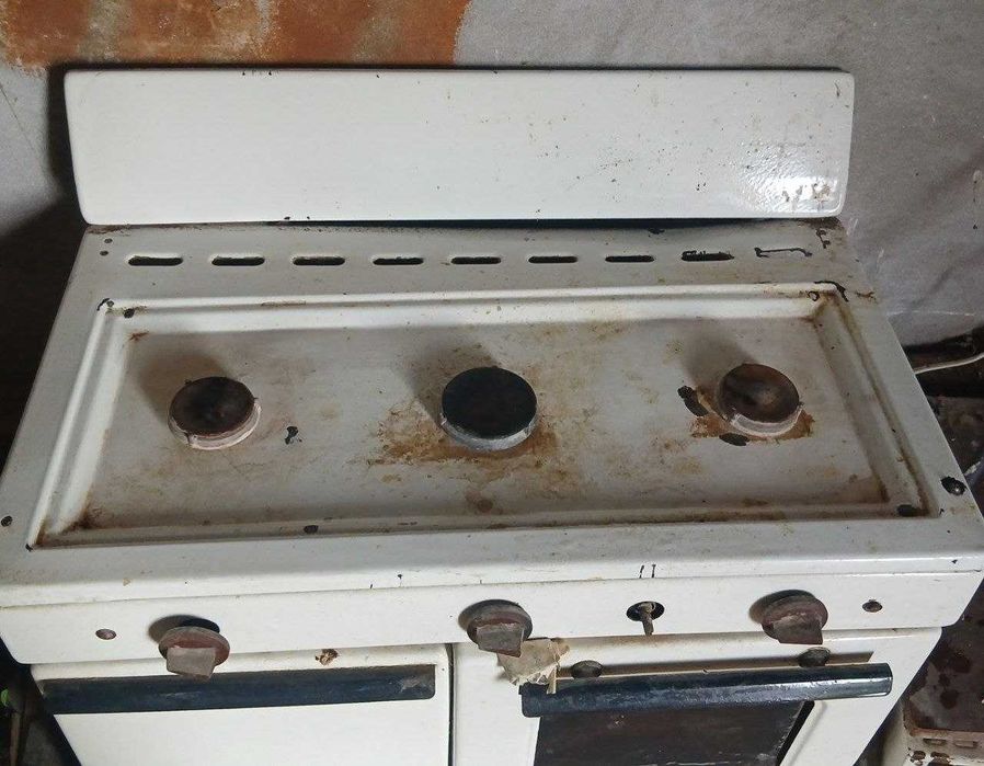 Газовая плита российская