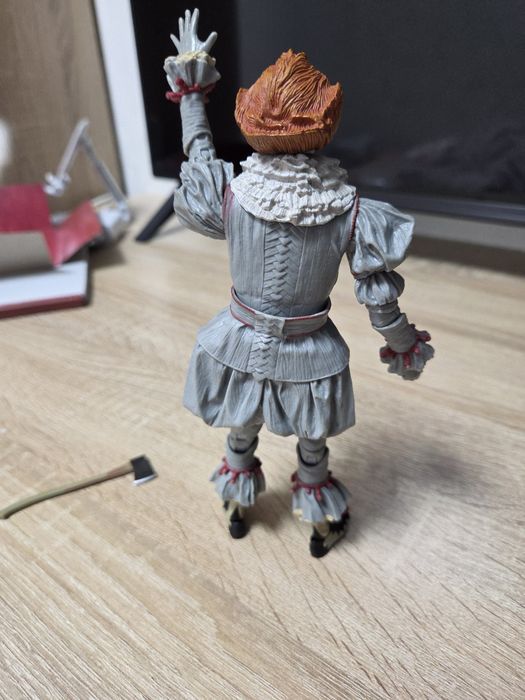 Фигурка neca пеннивайз