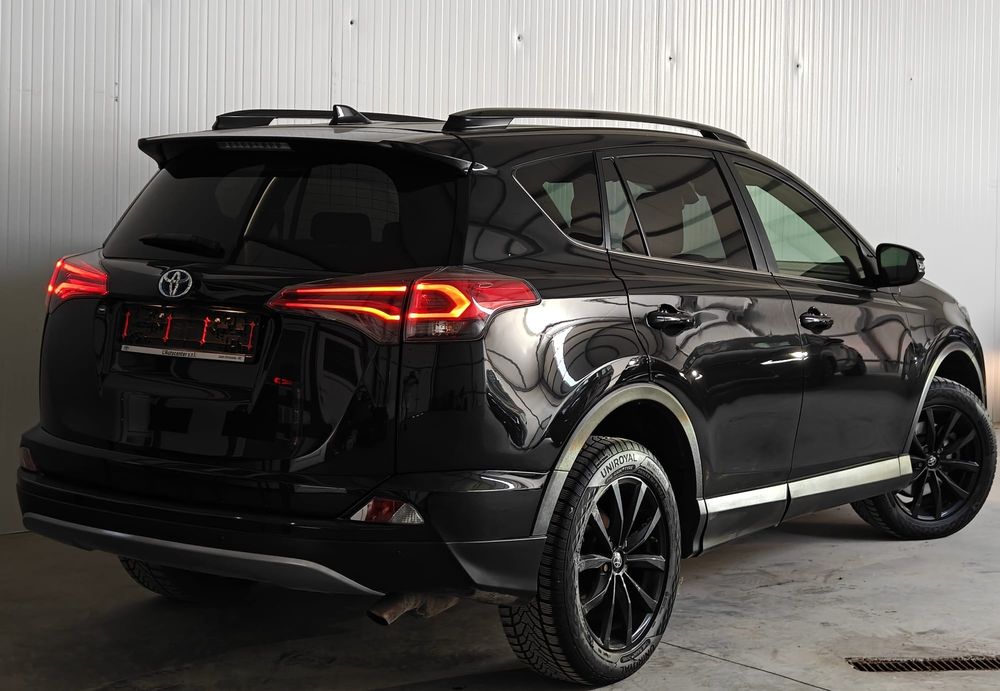 Toyota Rav4/2018 E6/2,5 Hybrid/Automată ecvt/4×4 Permanent/Istoric Reprezentantă