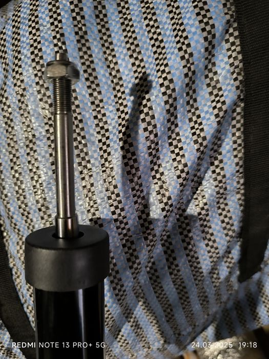 Продам запчасти Ауди 80