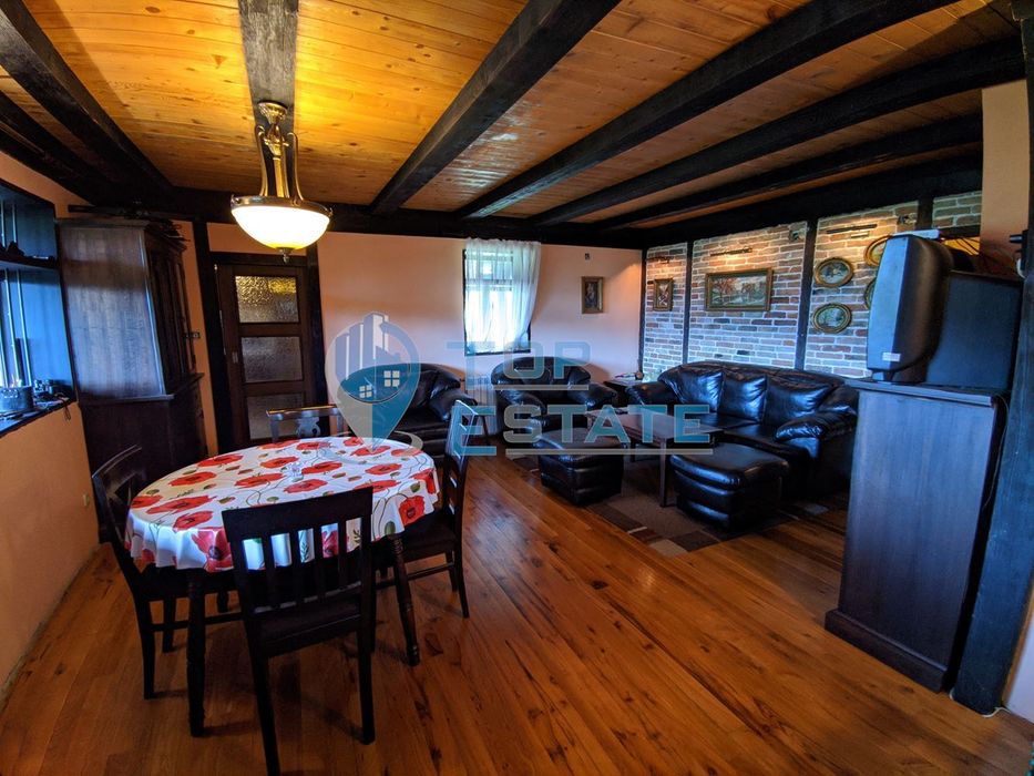 Продава се Къща в Елена - 1200 кв.м за 375 €/кв.м - Снимка #8