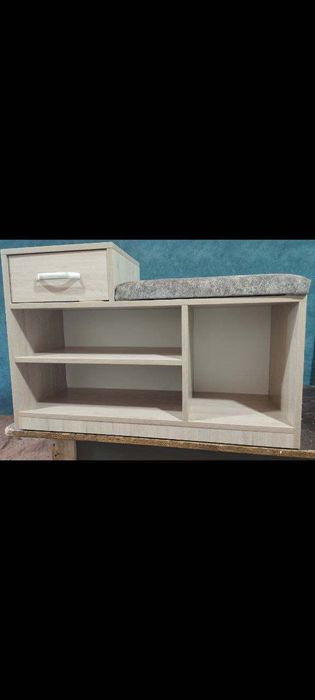 Продаются полки для обуви .с сидушкой