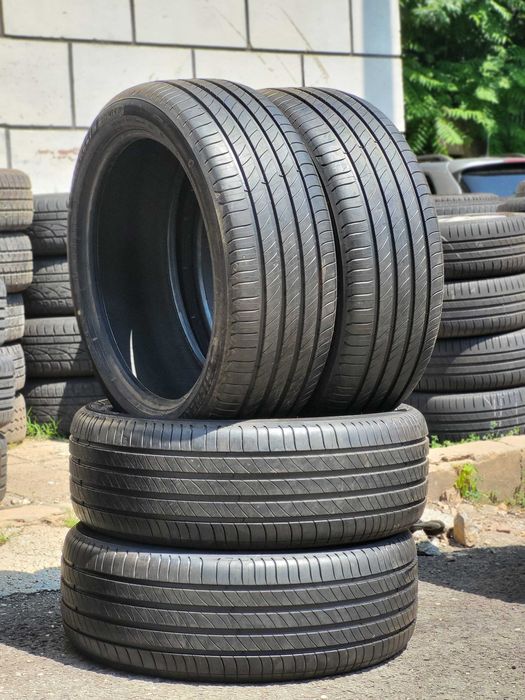 Летни гуми Michelin 255 45 21 като нови 10км са карани.