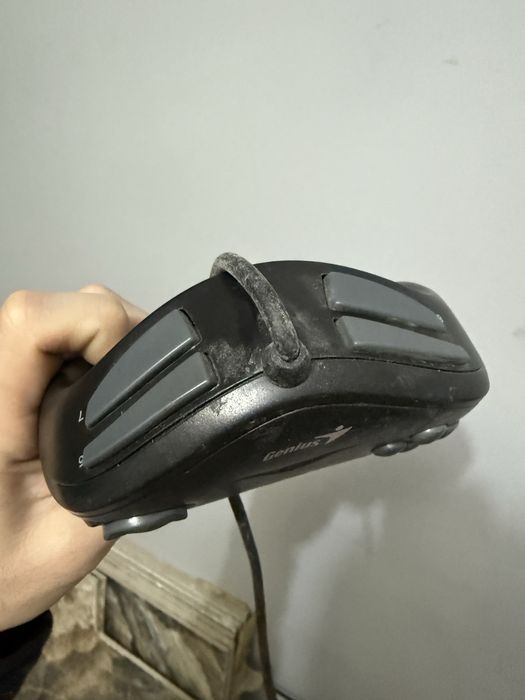 Джостик для PC Sega  Genius MaxFire G-08XU