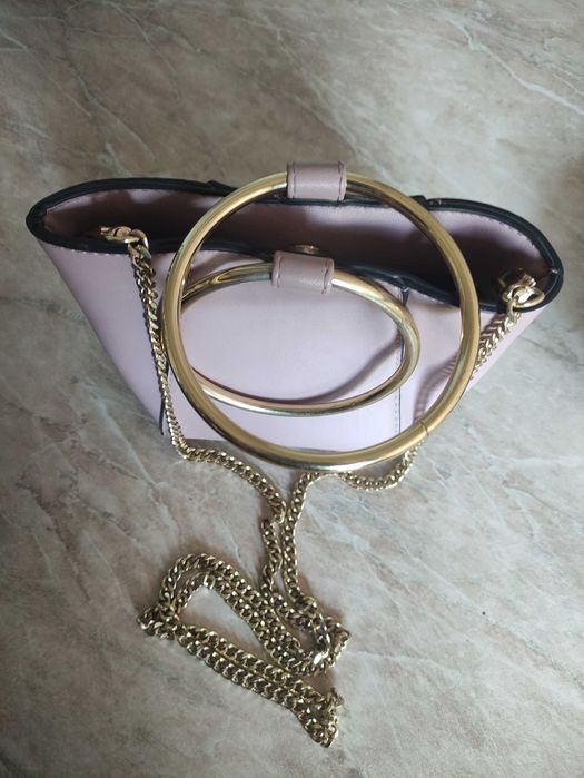 Сумочка на выход.