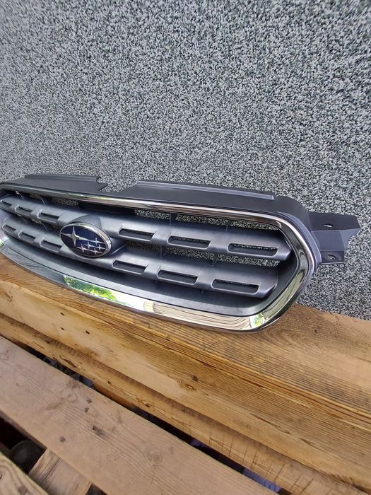 Решотка радиатора на   Subaru Outback