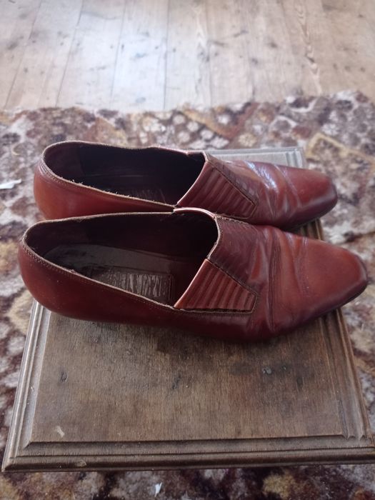 Pantofi noi de damă mărimea 39, preț negociabil