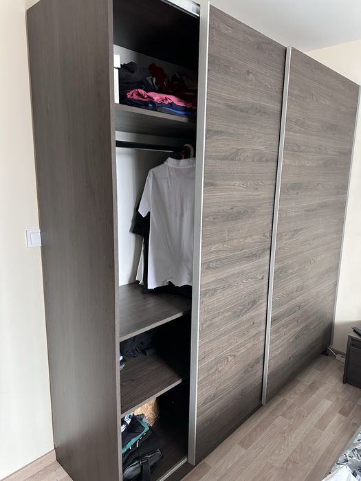 Гардероб двукрилен