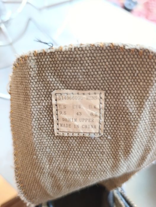 Продам Кеды Levi's оригинал!