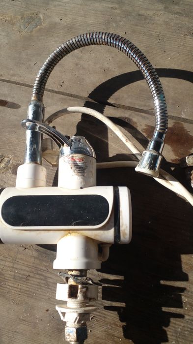 Продам кран водонагреватель