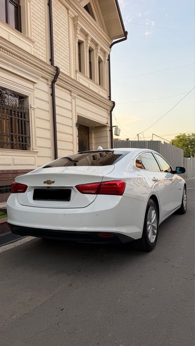 Malibu 2 2,4 srochna sotiladi